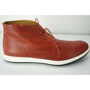Authentic Giorgio Armani men’s suede and leather chukka. Giorgio Armani | Shoes | Authentic Giorgio Armani Mens Suede  main image 4
